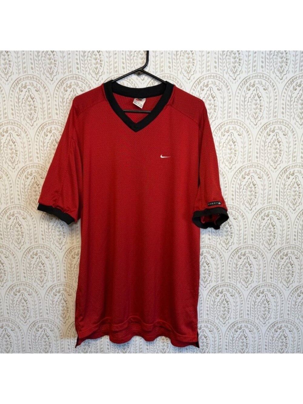 Vintage Nike Fit Mesh Jersey Shirt Mens Large Red Black V-Neck Swoosh F8 EVR